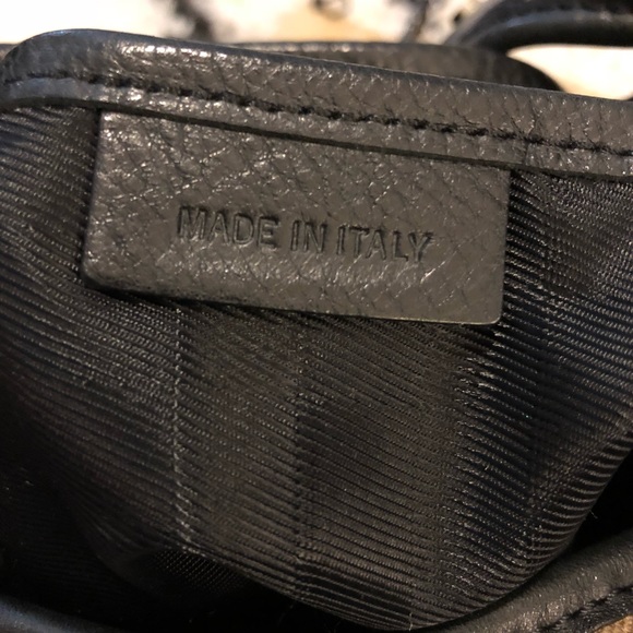 Burberry Quilted Bag - Picture 5 of 8